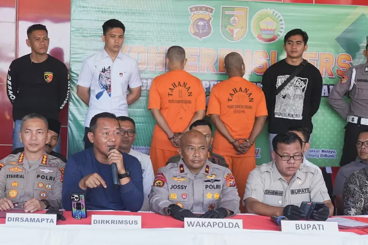 Wakapolda Riau Brigjen Jossy Kusumo Pimpin Press Release Operasi PETI 2025 di Polres Kuansing